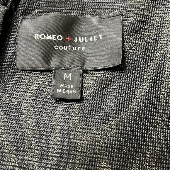 Romeo + Juliet Couture Gold Shimmering Dress - Picture 6 of 8